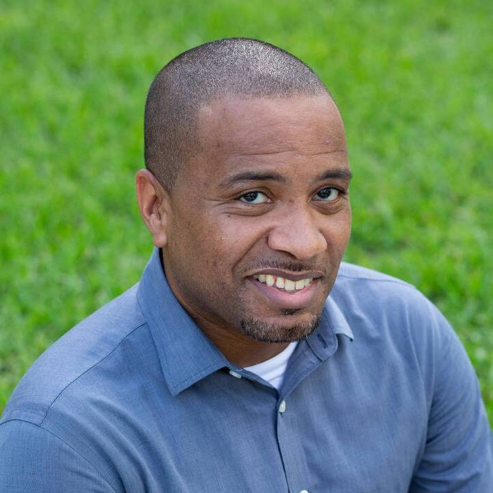 Cliff Mack